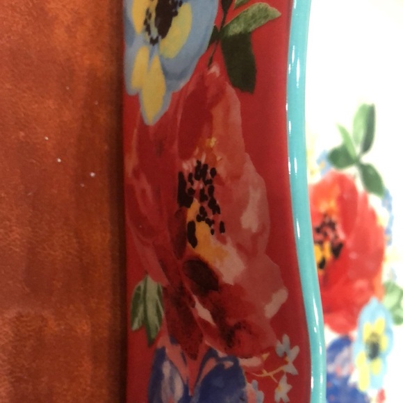 Ceramic pioneer woman casserole dish 8.5 inch by 12inch - Picture 6 of 6